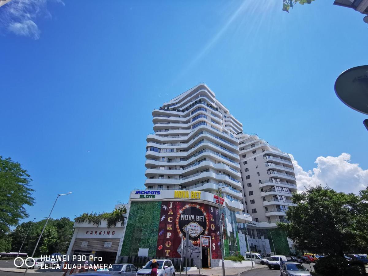 Luxury Apartments Alix Burgas City Exterior foto